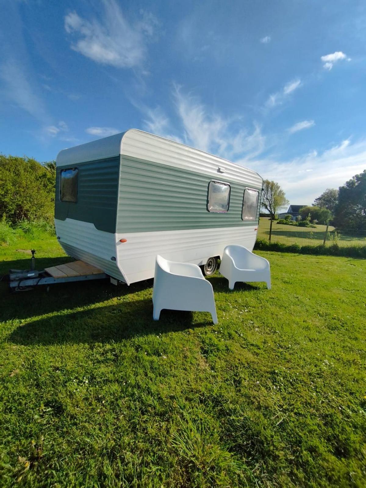 Camping Les Ronds Duval Face Aux Iles Anglo-Normandes Les Moitiers-d'Allonne Экстерьер фото